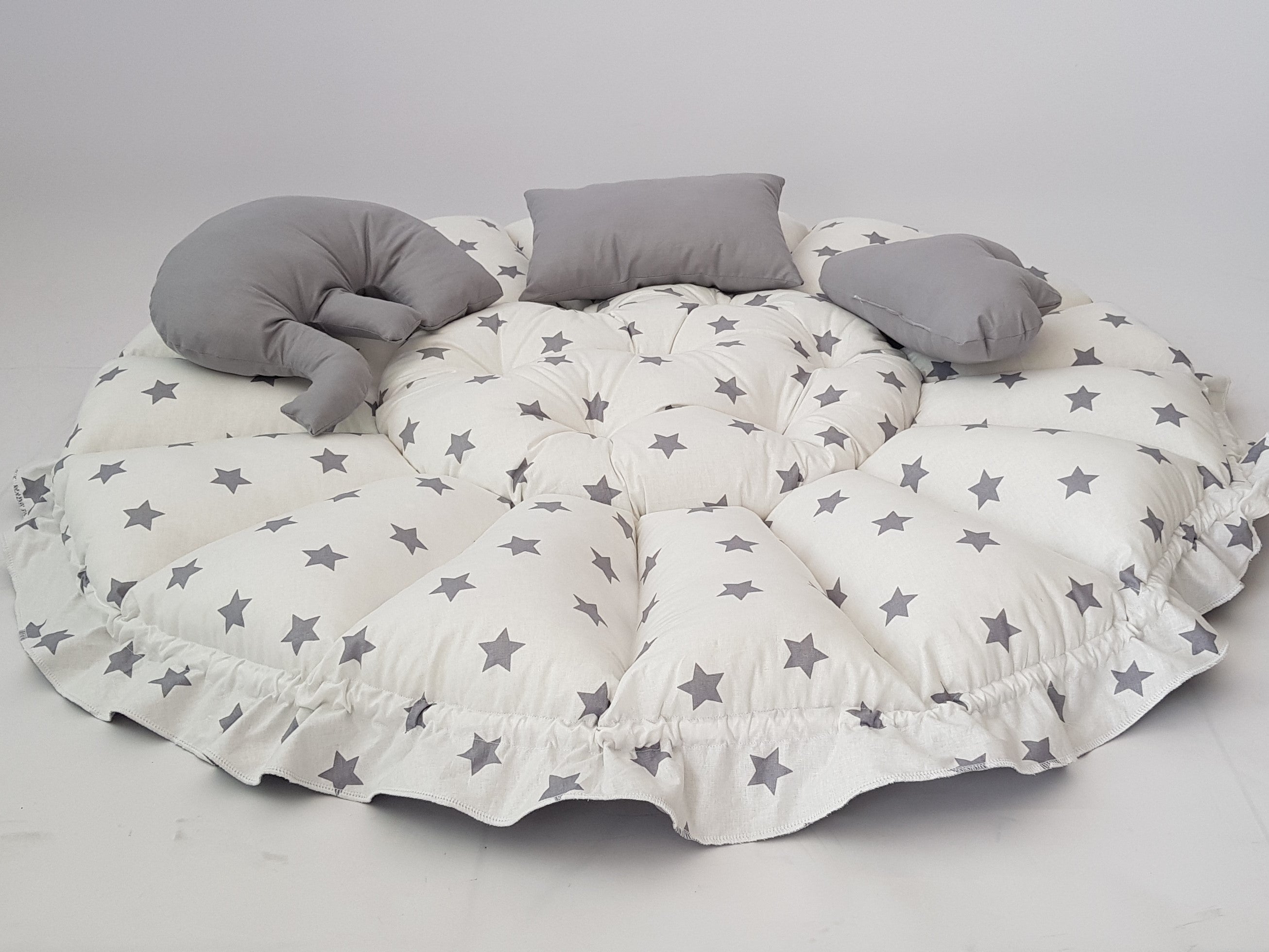 3'ü 1 Arada BabyNest Uyku ve Oyun Minderi Seti - 3 Figürlü Yastık Hediyeli Gri