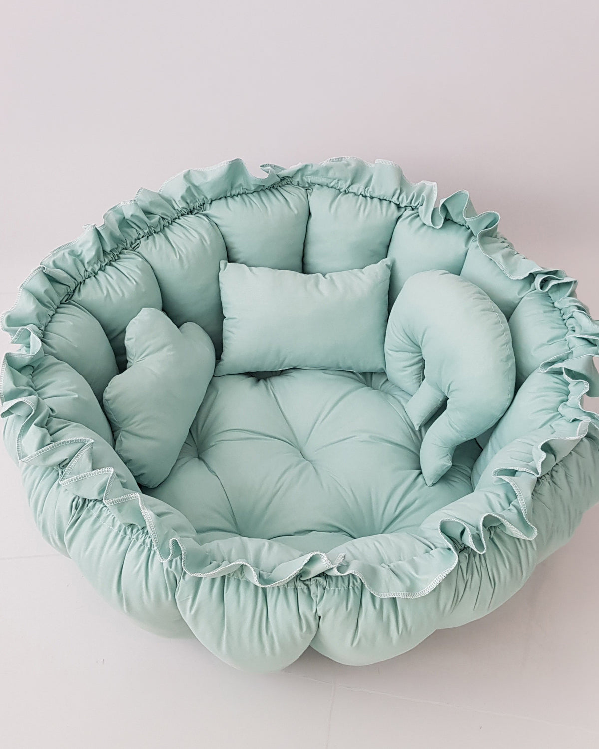 Yeşil 3'ü 1 arada BabyNest uyku ve oyun minderi, yuva hali