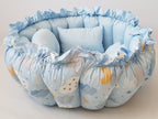 3'ü 1 Arada BabyNest Uyku ve Oyun Minderi Seti - 3 Figürlü Yastık Hediyeli Mavi Bulutlar