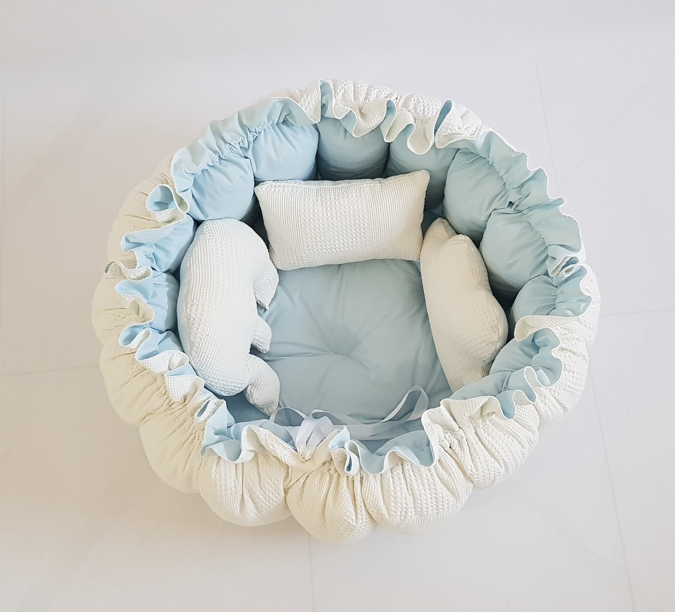 3'ü 1 Arada BabyNest Uyku ve Oyun Minderi Seti - 3 Figürlü Yastık Hediyeli Krem Pike bebe Mavi