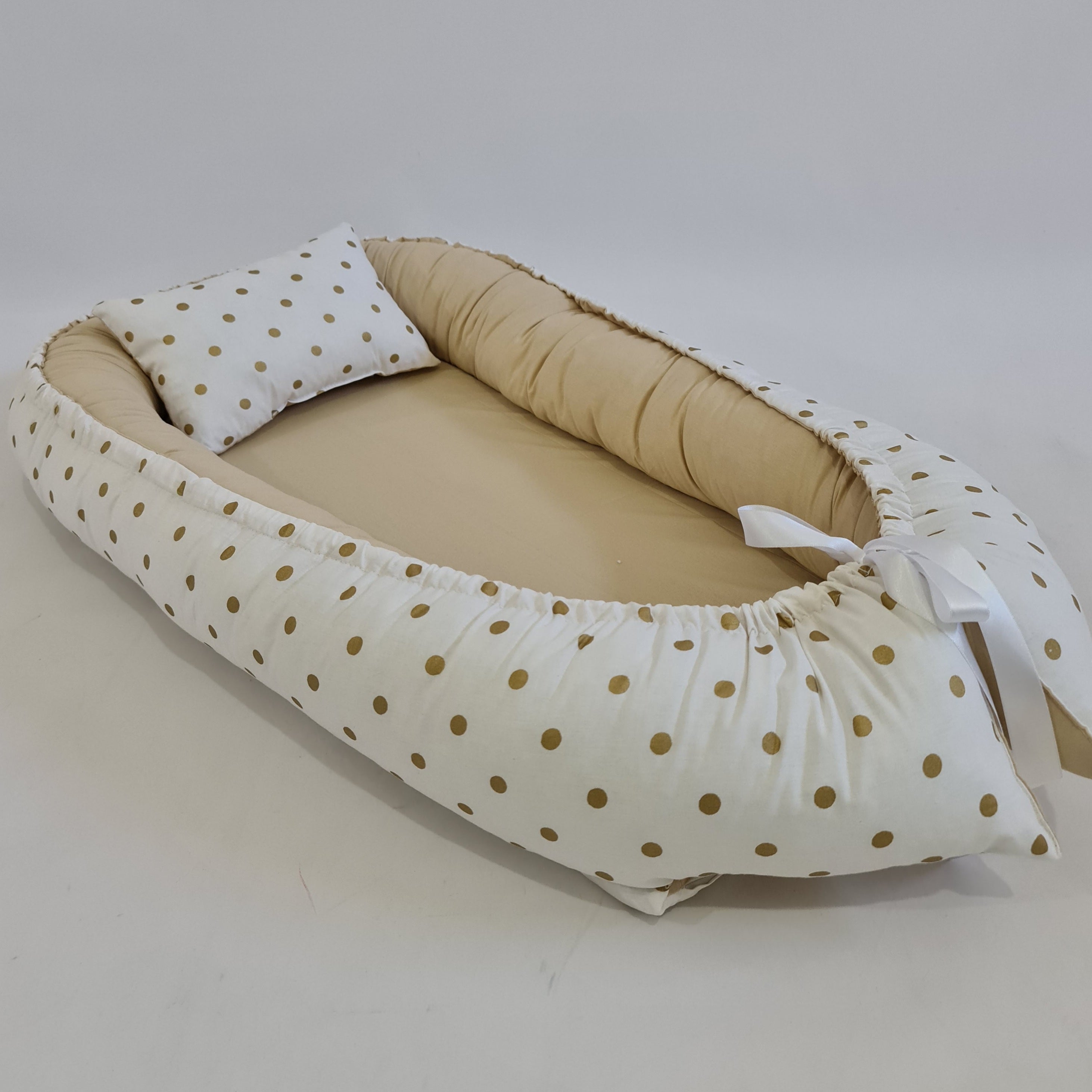 BabyNest Anne Yanı Bebek Yatağı - Puantiye Pamuk Kumaş