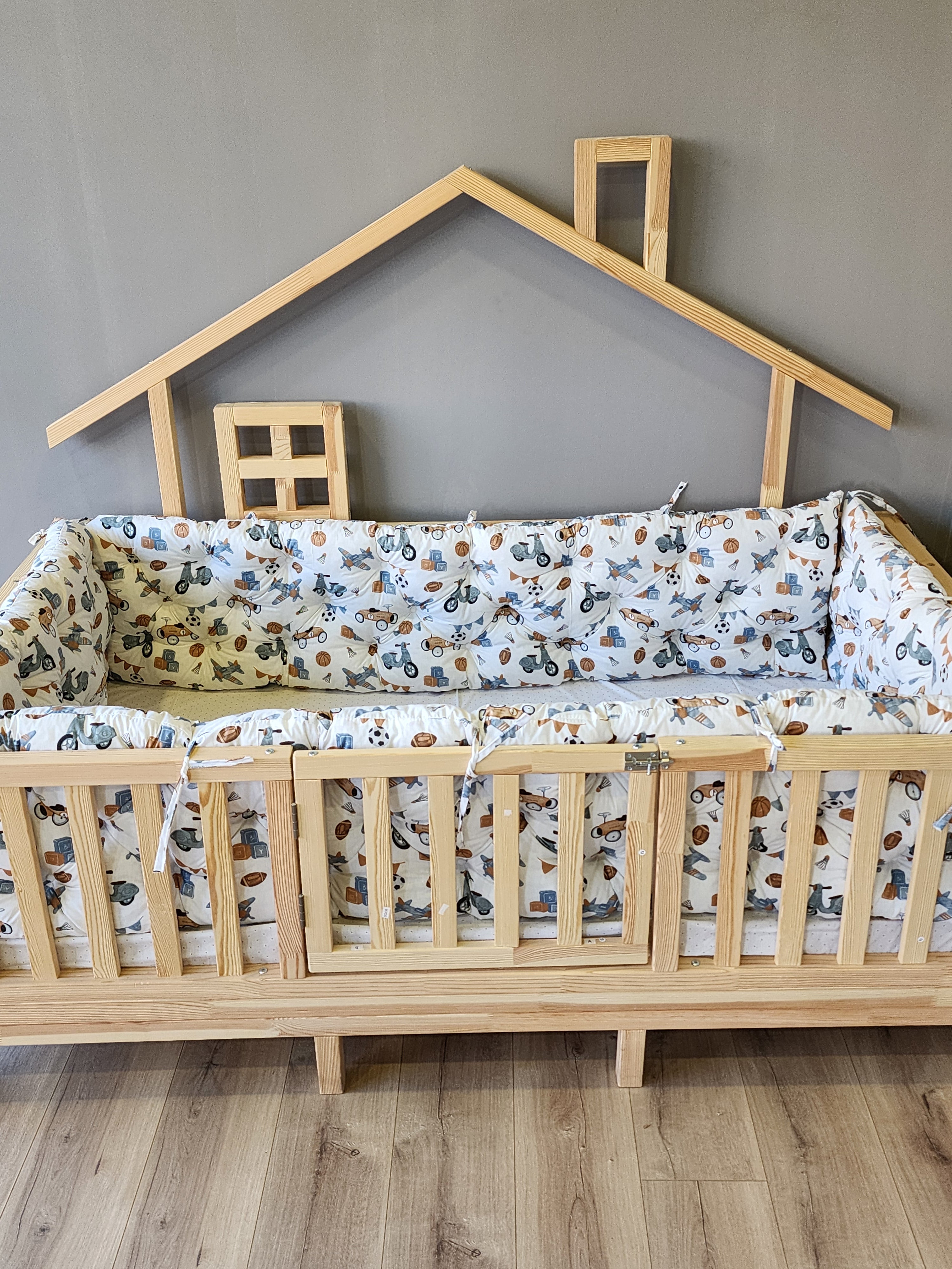 Montessori Yataklar ve Beşikler İçin Koruyucu Kenar Koruma Takımı Uçaklar