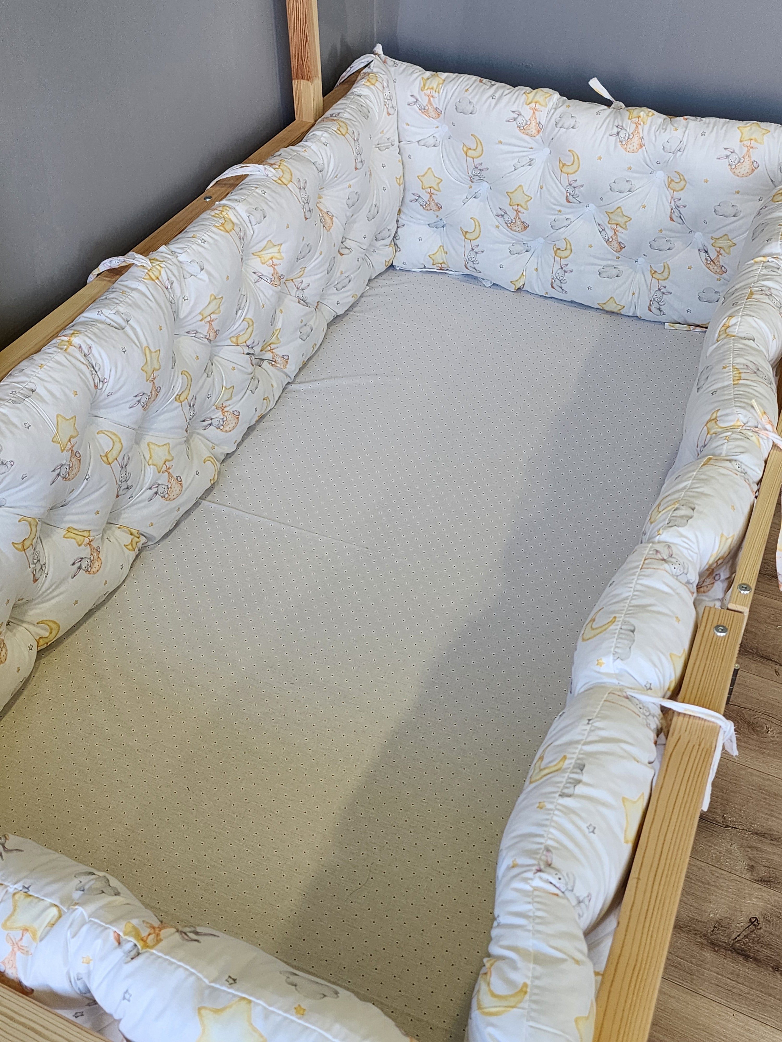 Montessori Yatak ve Beşik İçin Koruyucu Kenar Koruma Takımı Tavşan Desen