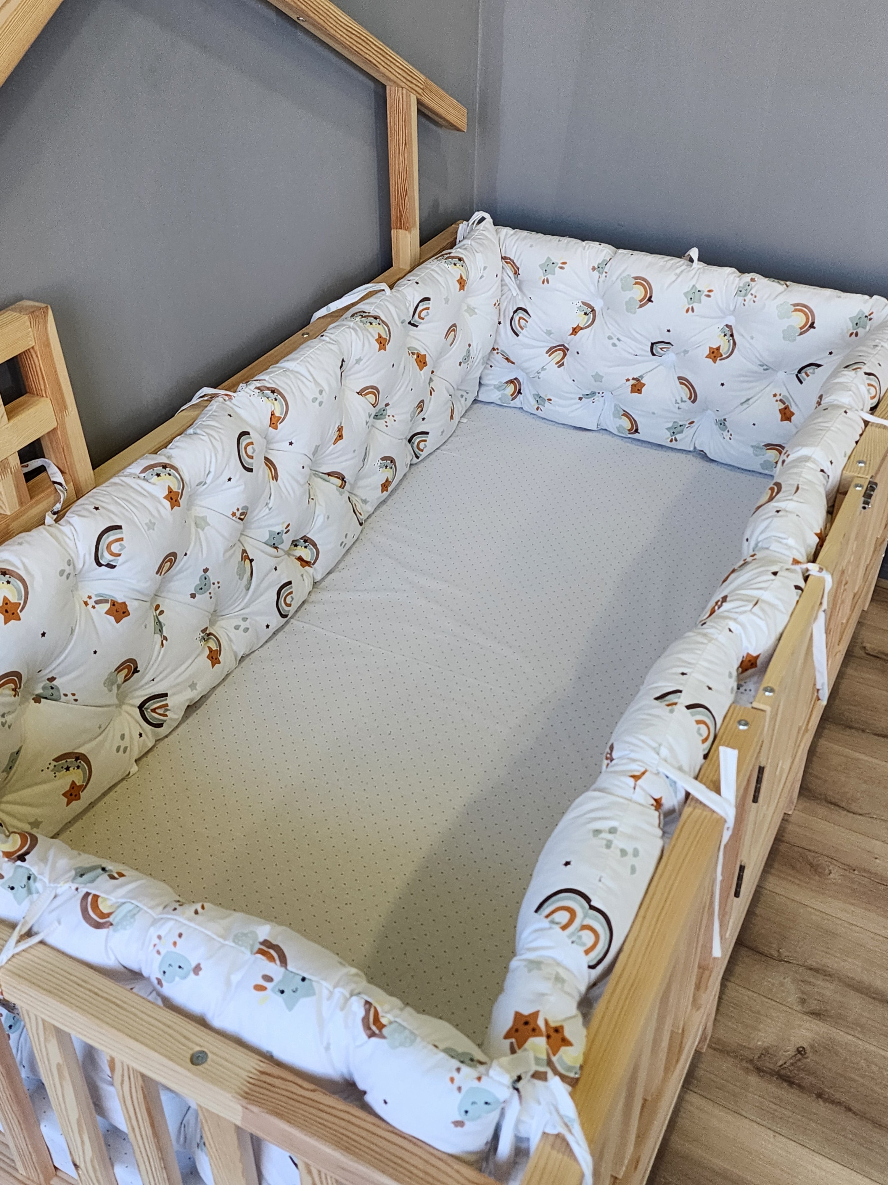 Montessori Yatak ve Beşik İçin Koruyucu Kenar Koruma Takımı Gök Kuşağı Desen