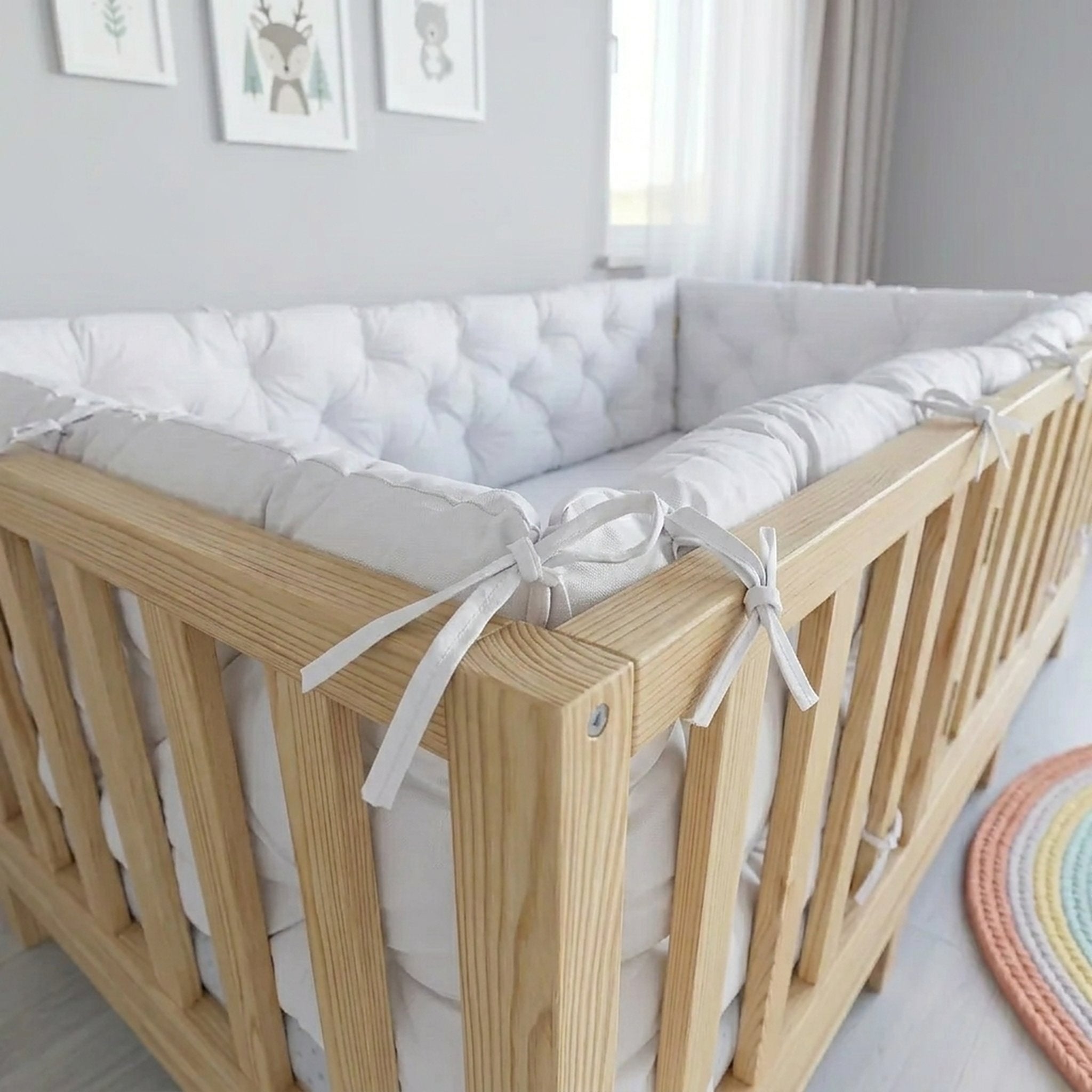 Beşik Kenar Koruma Minderi %100 Pamuk - Montessori Yatak Uyumlu - Beyaz - Buble Soft