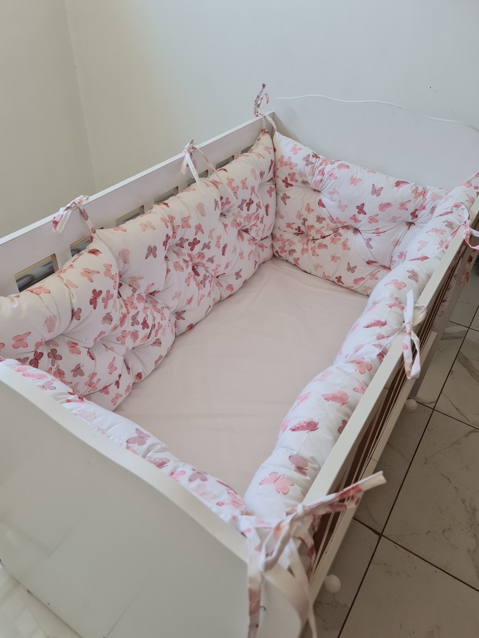 Bebek Beşik Kenar Koruma Takımı Kelebek %100 Pamuk Kumaş | Ossa Tasarım