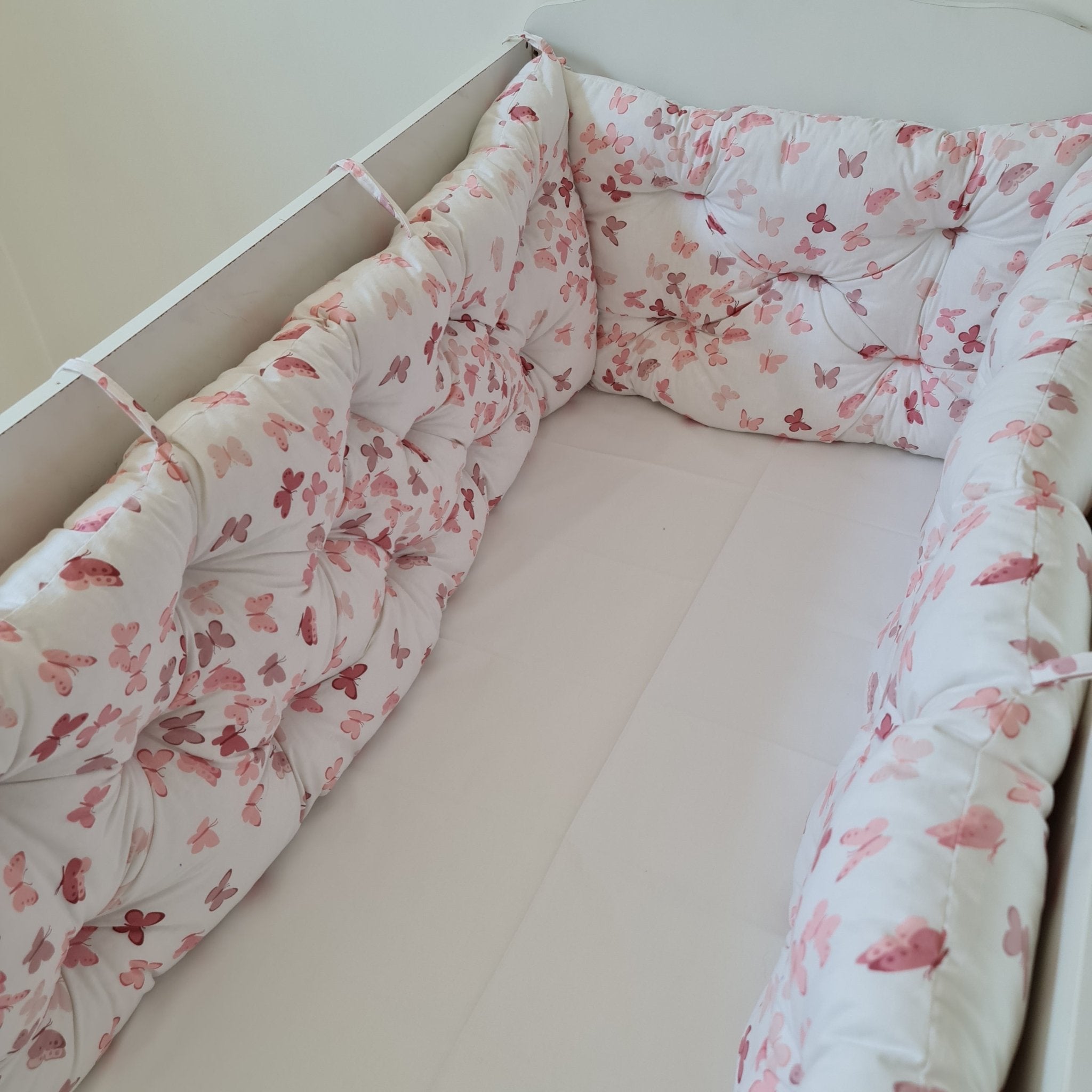 Bebek Beşik Kenar Koruma Takımı Kelebek %100 Pamuk Kumaş | Ossa Tasarım