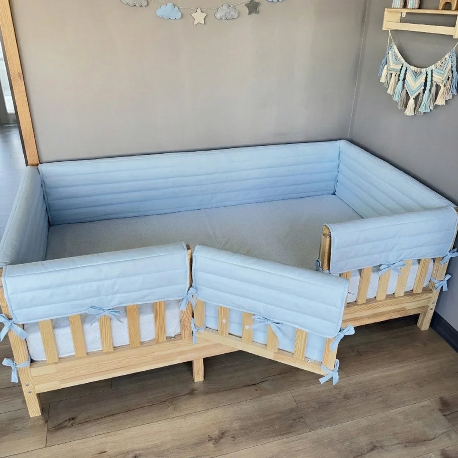 Montessori ve Beşik İçin Full İç-Dış Kenar Koruma Takımı - Darbe Önleyici Pofuduk Tasarım Bebe Mavi Renk