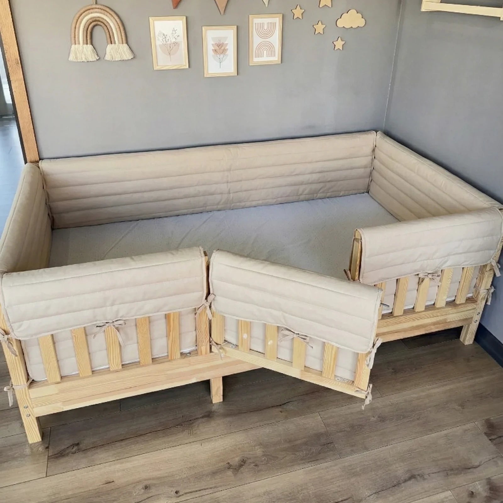 Montessori ve Beşik İçin Full İç-Dış Kenar Koruma Takımı - Darbe Önleyici Pofuduk Tasarım Vanilya Renk